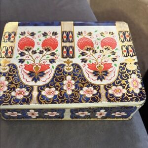 Vintage Floral Tin Box with Gold Interior